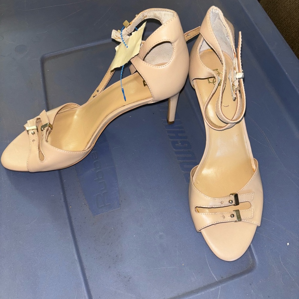 Cream pair of heals